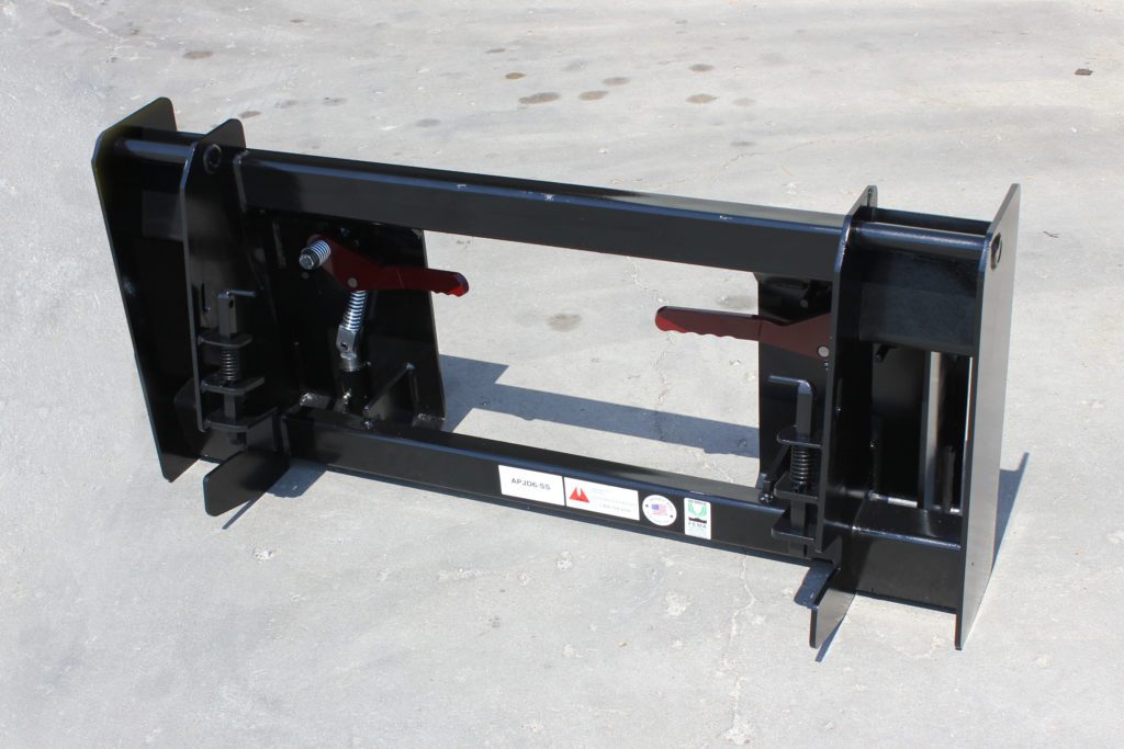 black John Deere 600/700 Series To Skid Steer Adapter Plate
